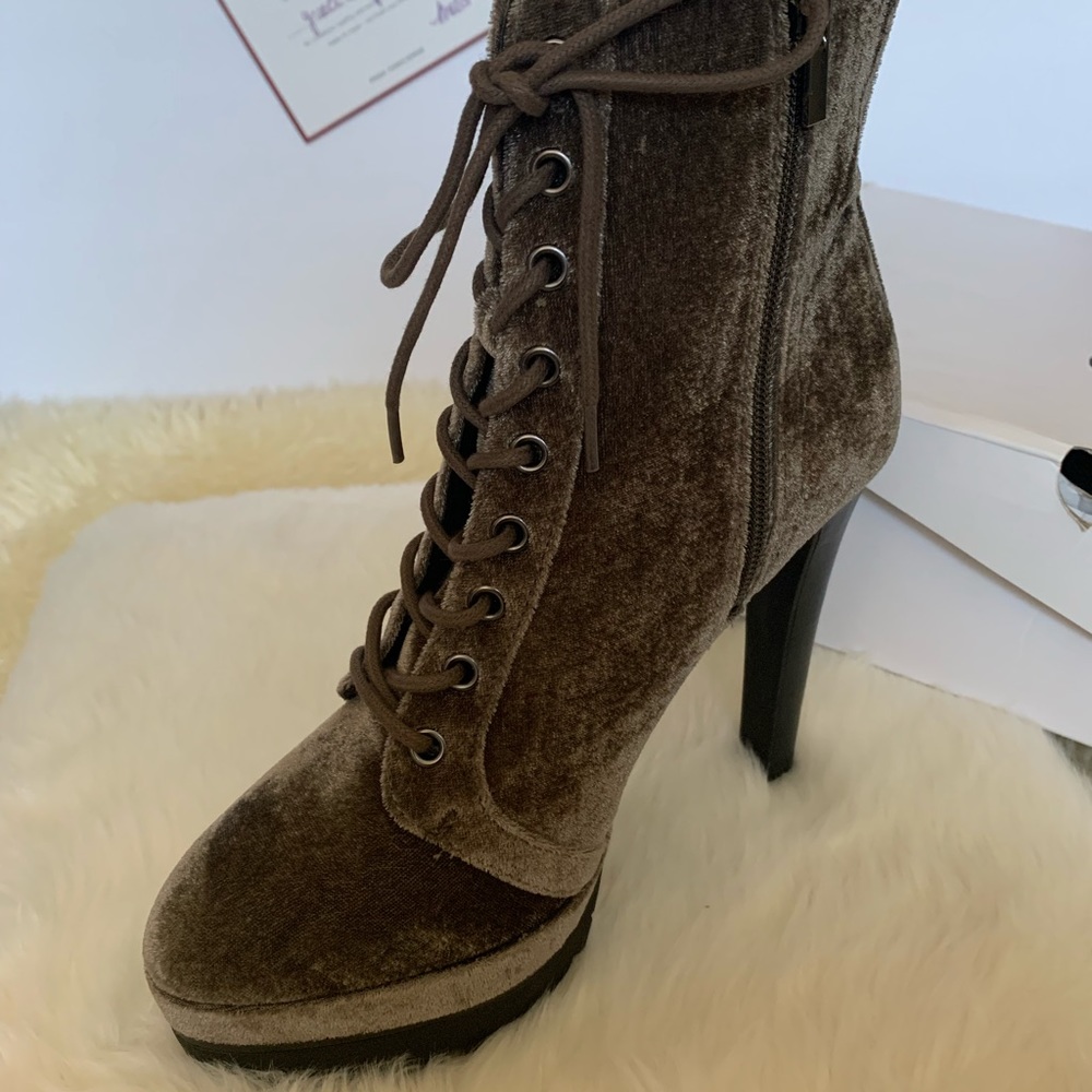 Aldo Aliria velvet boots